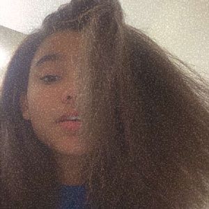 Meet your Posher, Lydia